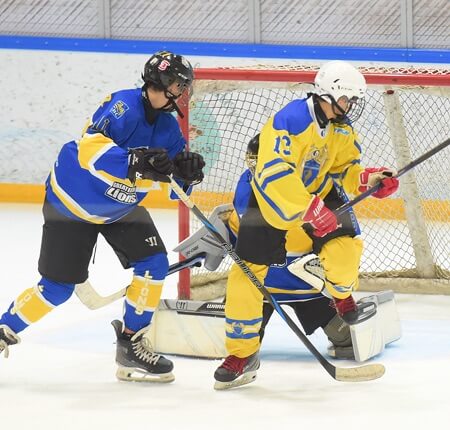 Players attempting a goal at Asian Super League
